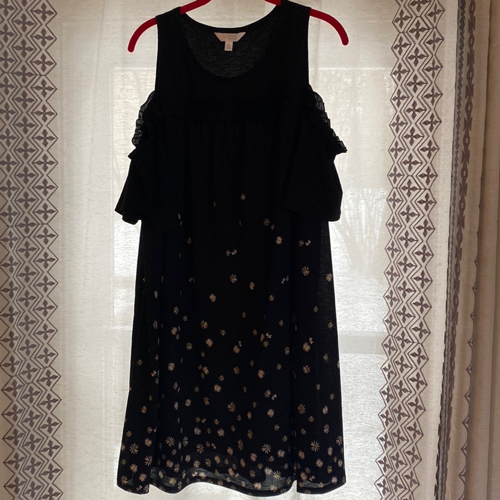 Lauren Conrad XL cold-shoulder dress
